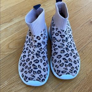 Toddler girls H&M sneakers size 9